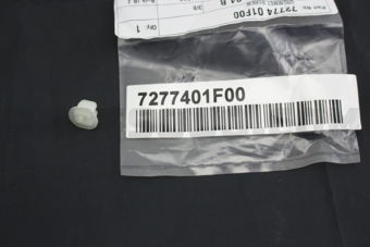 7277401F00 GROMMET