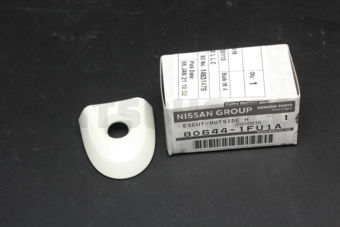 806441FU1A ESCUTCHEON ASSY-DOOR OUTSIDE HANDL