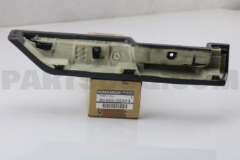 8094055G23 ARMREST-FRONT DOOR