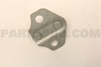 8157034T00 STRIKER ASSY-TRUNK LID LOCK