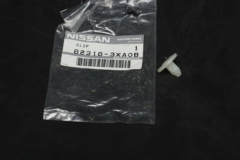 823183XA0B CLIP