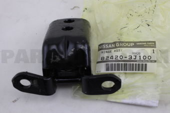 824203J100 HINGE ASSY-FRONT DOOR
