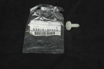 833163XA0A CLIP