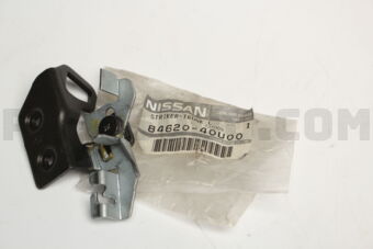 8462040U00 STRIKER ASSY-TRUNK LID LOCK