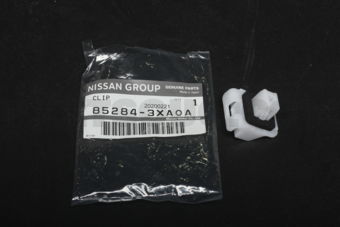 852843XA0A CLIP