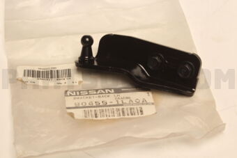 904591LA0A BRACKET-BACK DOOR STAY,LH