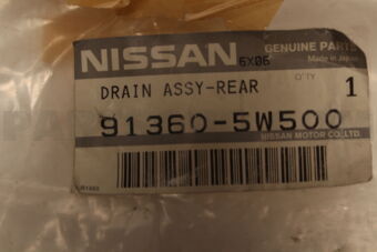 913605W500 DRAIN ASSY-REAR
