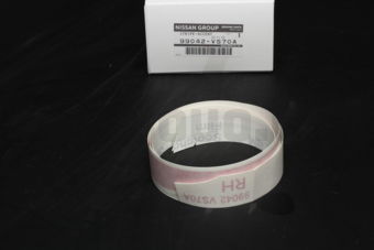 99042VS70A STRIPE-ACCENT,FRONT FENDER RH