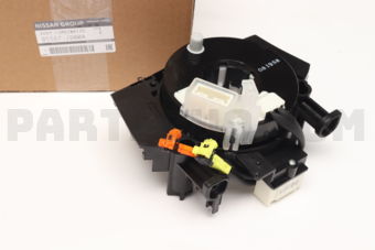 B5567JD00A BODY-COMBINATION SWITCH