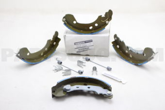 D4060AX600 SHOE SET-REAR BRAKE