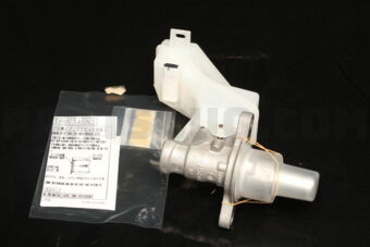 D6010JN00B CYLINDER ASSY-BRAKE MASTER