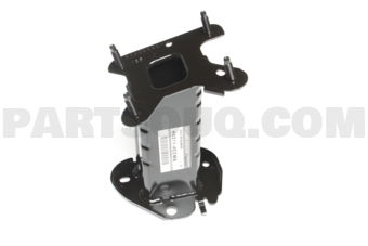 H52114CCMA STAY RR BUMPER