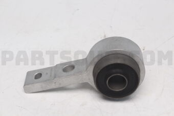 GS1D34300L LOWER ARM BUSH (RH,BRACKET)