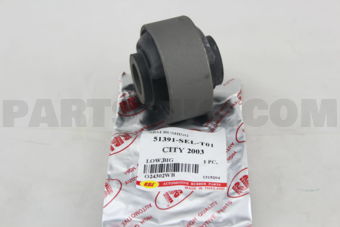 O24302WB LOWER ARM BUSH