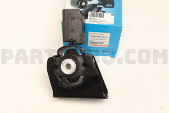 T09Z14FMZ INSULATOR ENGINE ALTIS ZZE141 FR M/