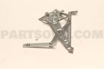 61222CA000 Subaru REGULATOR COMPL FRH