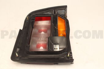 84912AA200 LENS&amp;BODY LH/R.COMBI