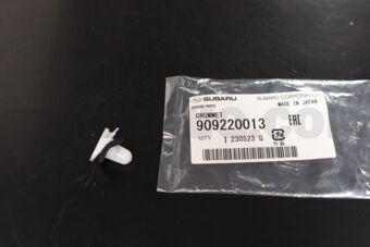 909220013 GROMMET