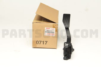1590065J10 PEDAL ASSY ACCELERATOR