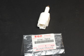 3774175H10 SWITCH ASSY,STOP LAMP