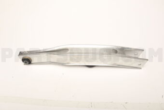 4635057L00 ARM ASSY, RR SPNSN LOWER