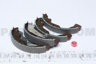 53200M54T00 SHOE SET