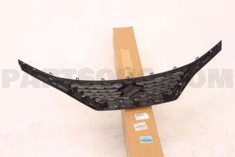 71740M68P10C48 Suzuki GRILLE UPPER,RDT A1K310/412