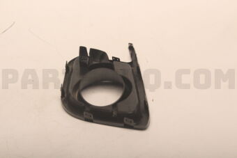 71751M79M105PK BEZEL,FRONT FOG LAMP,R