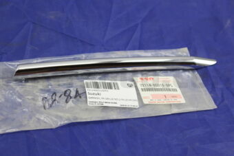 7211465D100PG GARNISH, FR GRILLE NO.2 RH,(CHR