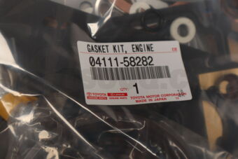 0411158282 Toyota GASKET KIT  ENGINE