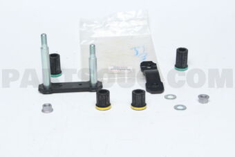 04483KK010 SHACKLE KIT  RR SPRI