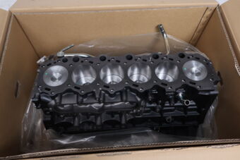 1140017073 Toyota BLOCK ASSY, SHORT