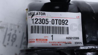 123050T092 Toyota INSULATOR SUB-ASSY