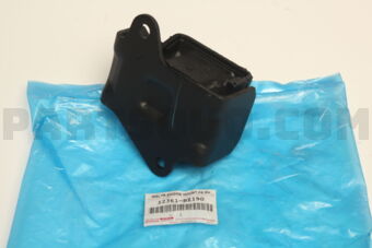 12361BZ190 INSULATOR  ENGINE MO