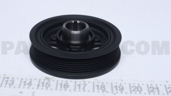 1347031090 Toyota PULLEY ASSY