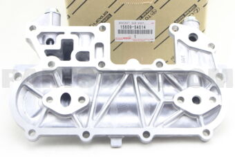 1560954014 Toyota BRACKET SUB-ASSY, OIL FILTER