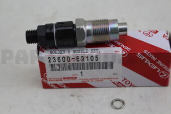 2360069105 Toyota HOLDER &amp; NOZZLE SET, NOZZLE