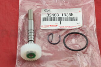 3340319385 GEAR SUB-ASSY, SPEEDOMETER DRIVEN 