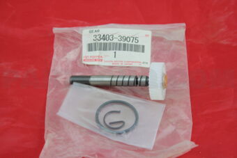 3340339075 GEAR SUB-ASSY, SPEEDOMETER DRIVEN 