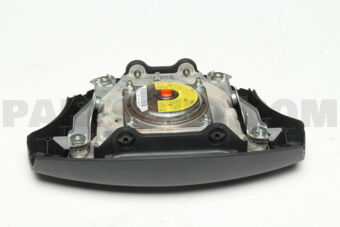4513058011B0 BUTTON ASSY, HORN