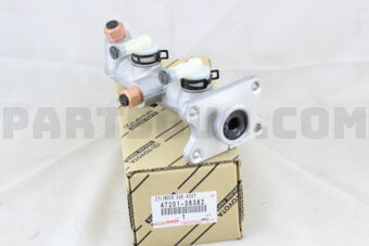 4720136382 CYLINDER SUB-ASSY, BRAKE MASTER