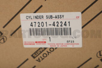4720142241 Toyota CYLINDER SUB-ASSY, BRAKE MASTER