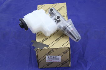 4720142382 CYLINDER SUB-ASSY, BRAKE MASTER W/