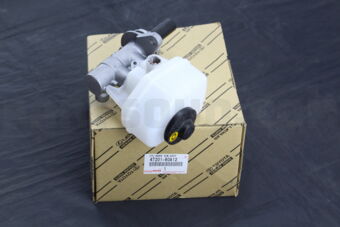 4720160A12 CYLINDER SUB-ASSY, BRAKE MASTER