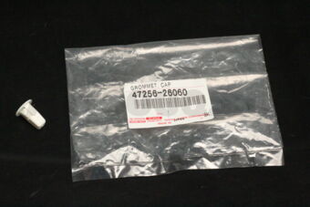 4725626060 GROMMET, CAP