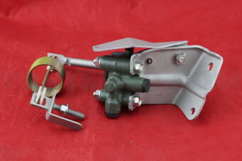 4790060242 Toyota VALVE ASSY, LOAD SENSING W/SPRING