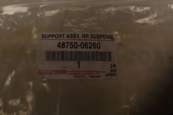 4875006260 SUPPORT ASSY, REAR SUSPENSION, RH