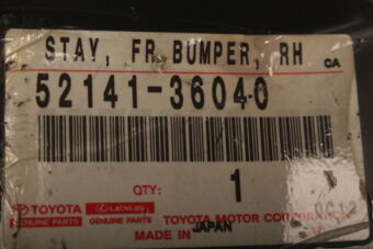 5214136040 Toyota STAY, FRONT BUMPER, RH