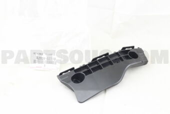 5253652110 RETAINER, FRONT BUMPER SIDE, LH