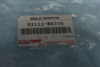 53111BZ370 Toyota GRILLE  RADIATOR